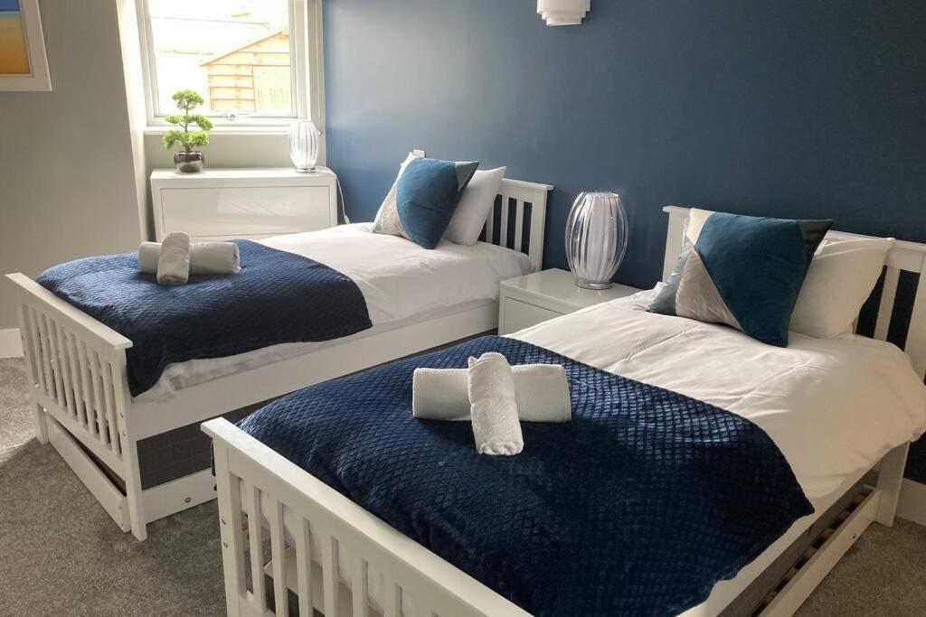 New Quay Beautiful 3 Bedroom Apartment By The Sea מראה חיצוני תמונה
