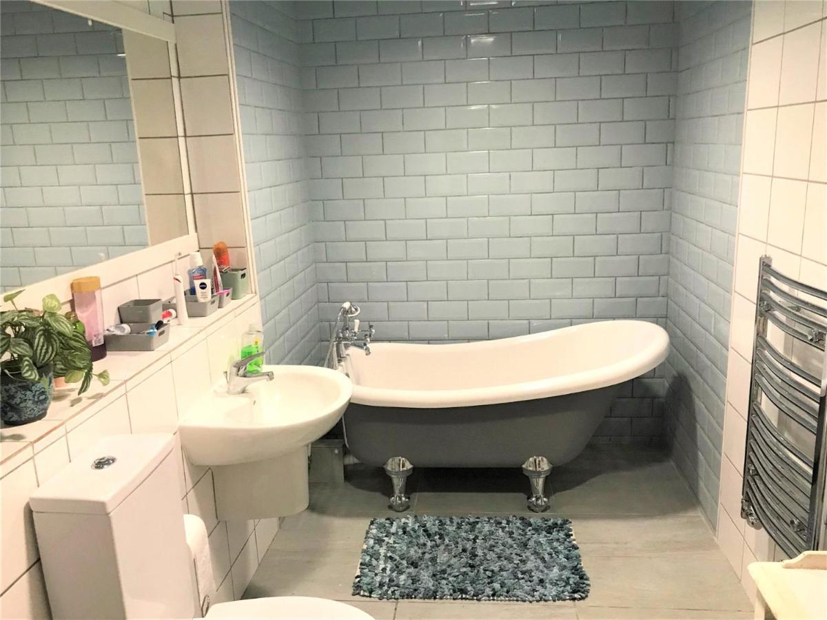 New Quay Beautiful 3 Bedroom Apartment By The Sea מראה חיצוני תמונה